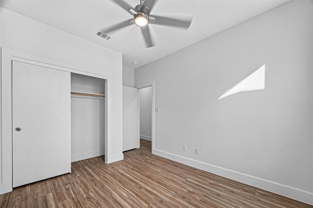 2105 Holman Street, Houston, TX 77004