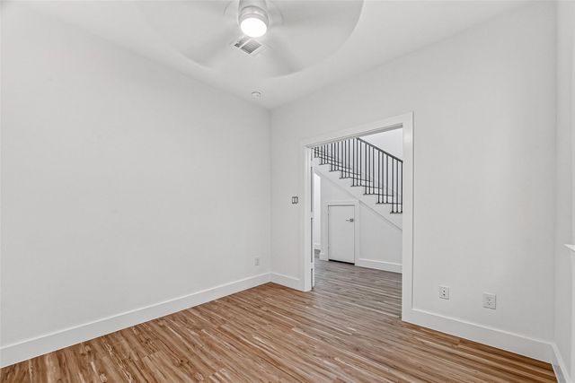 2105 Holman Street, Houston, TX 77004