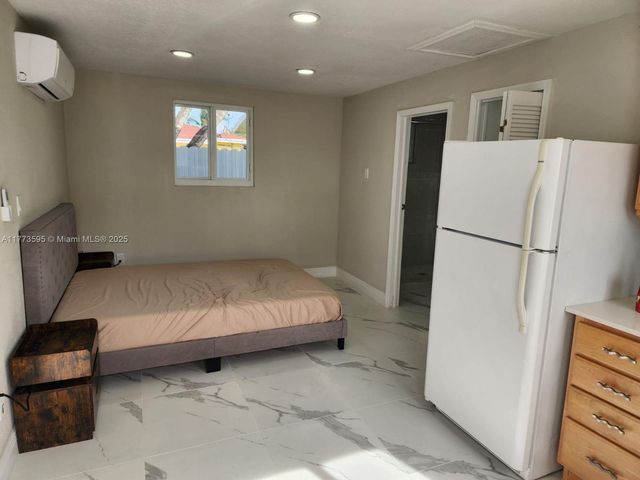 20731 SW 117th Ave #1, Miami, FL 33177