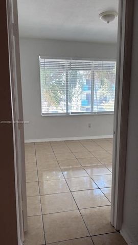 1021 NW 3rd St 205, Miami, FL 33128