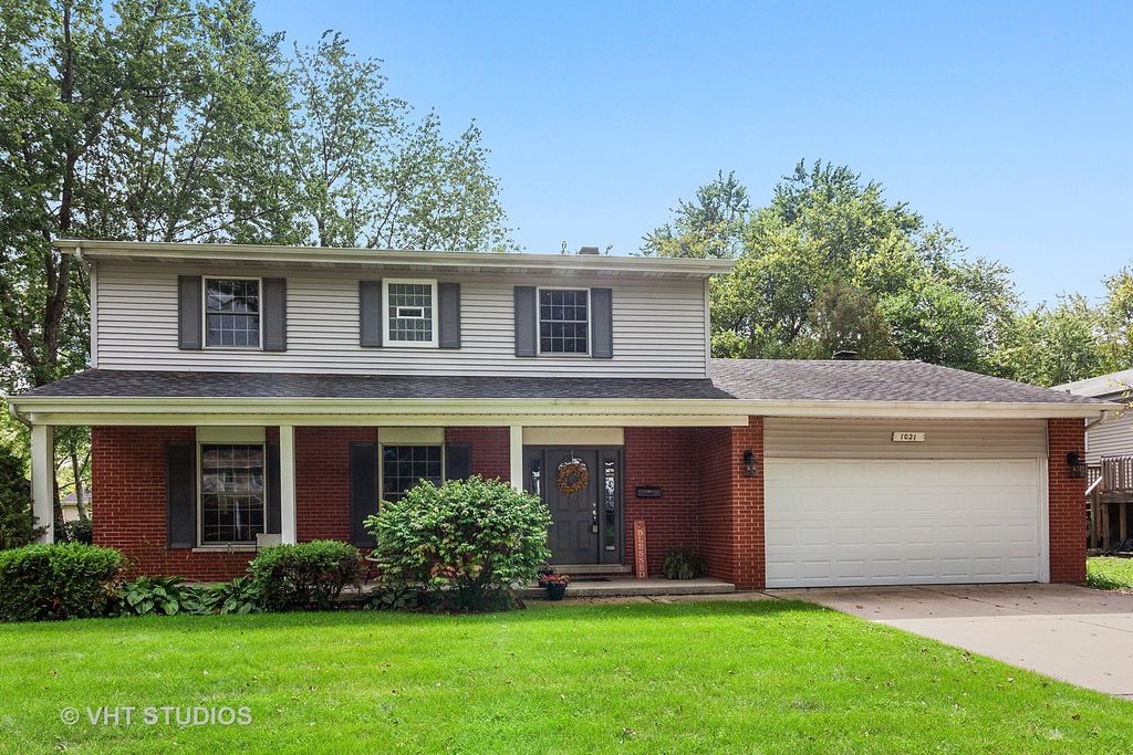 1021 Tamarack Drive, Darien, IL 60561