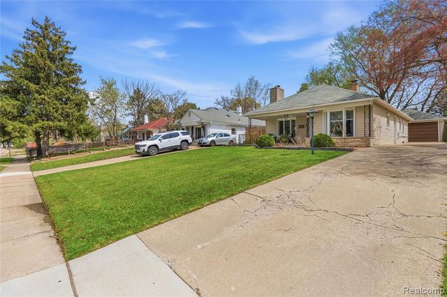 7466 Fenton Street, Dearborn Heights, MI 48127