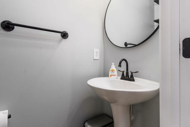 2855 Sussex Place Drive, Grove City, OH 43123