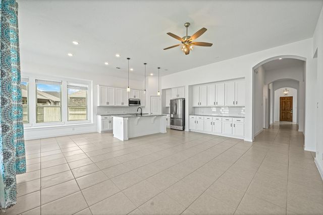 2221 Forest Trace Lane, Manvel, TX 77578