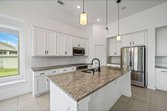 2221 Forest Trace Lane, Manvel, TX 77578