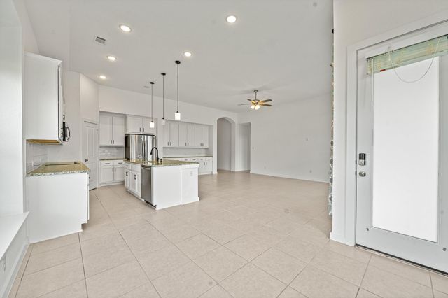 2221 Forest Trace Lane, Manvel, TX 77578