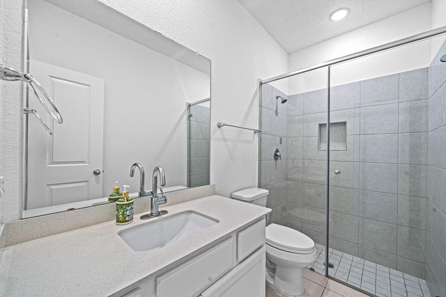 2221 Forest Trace Lane, Manvel, TX 77578