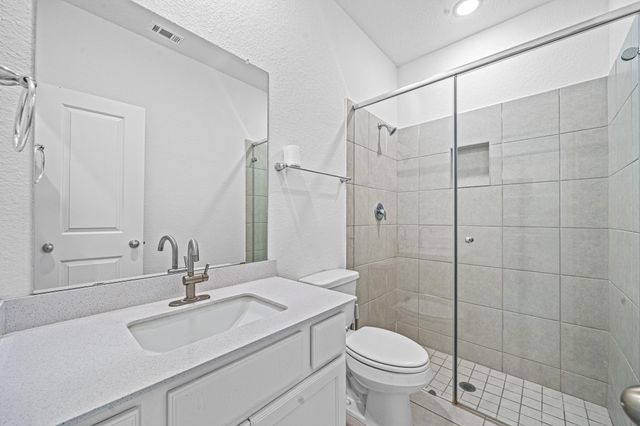 2221 Forest Trace Lane, Manvel, TX 77578