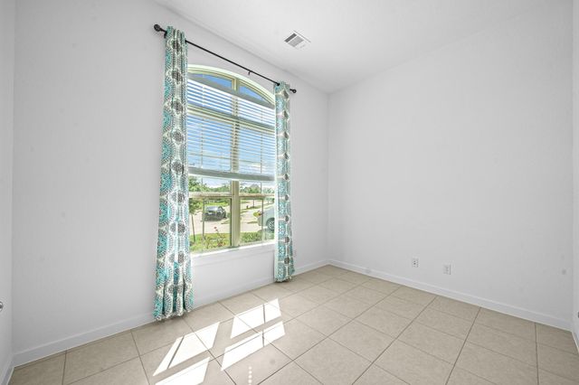 2221 Forest Trace Lane, Manvel, TX 77578
