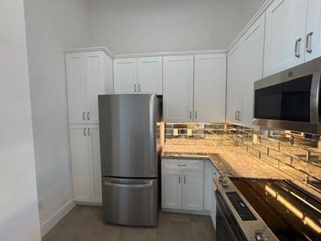 2102 Mechanic Street 104, Galveston, TX 77550