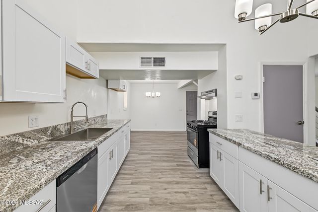 2607 W Arthur Place, Tucson, AZ 85713