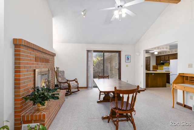 17075 Lakeview Road, Holland, MI 49424