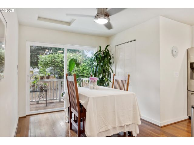 5812 N SYRACUSE St, Portland, OR 97203