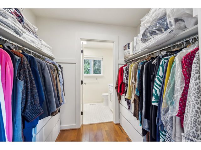 5812 N SYRACUSE St, Portland, OR 97203