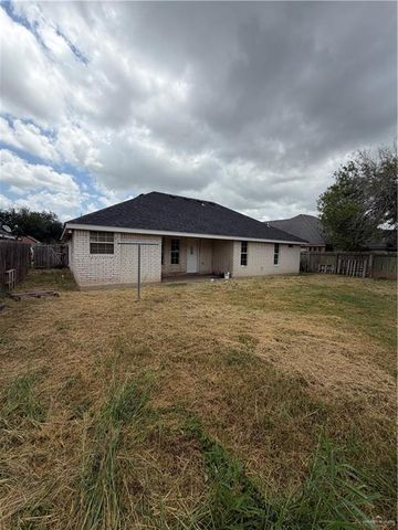 621 Cardinal Avenue, Edinburg, TX 78542