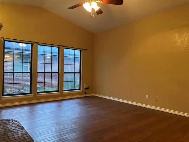 713 Mack Drive, Denton, TX 76209