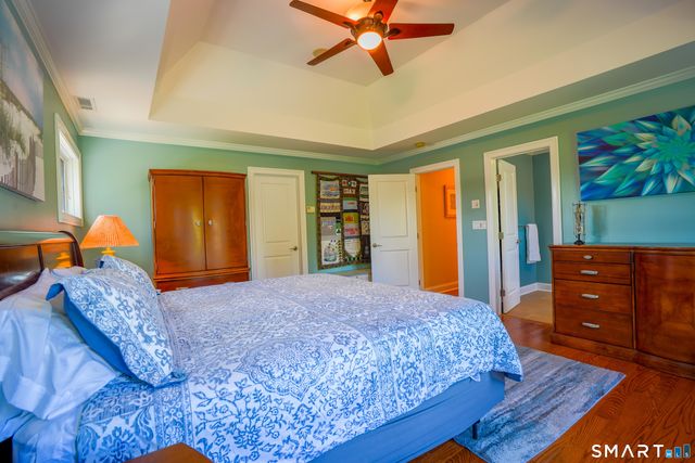 16 John Henry Lane, Milford, CT 06461