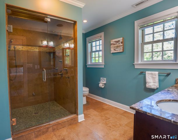 16 John Henry Lane, Milford, CT 06461