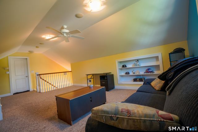 16 John Henry Lane, Milford, CT 06461