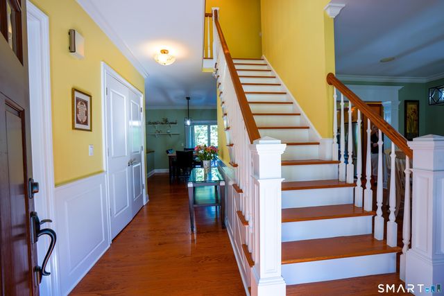 16 John Henry Lane, Milford, CT 06461