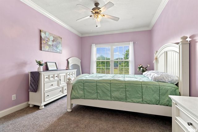 11217 N Oakwood Dr Unit 24, Peoria, IL 61615