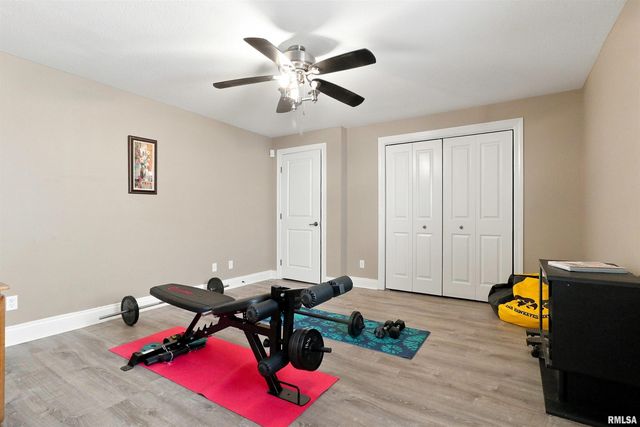 11217 N Oakwood Dr Unit 24, Peoria, IL 61615