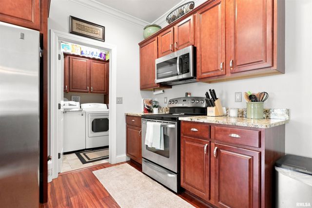 11217 N Oakwood Dr Unit 24, Peoria, IL 61615