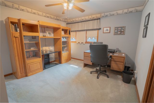 10524 S Michael Drive, Palos Hills, IL 60465