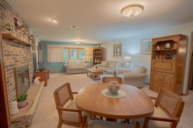 10524 S Michael Drive, Palos Hills, IL 60465