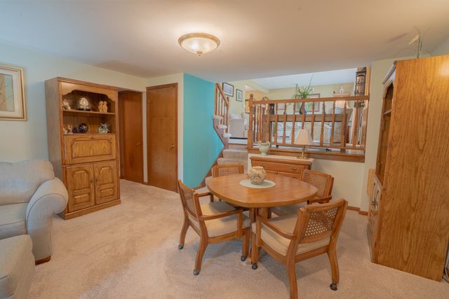 10524 S Michael Drive, Palos Hills, IL 60465