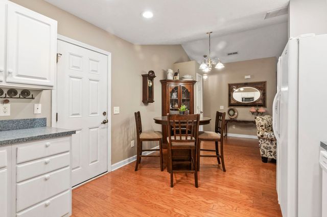 155 Retreat Pl., Little River, SC 29566