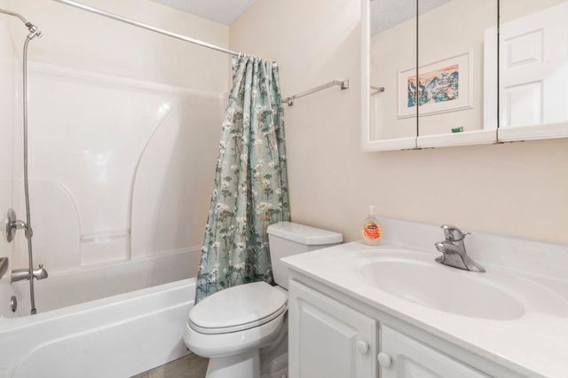 155 Retreat Pl., Little River, SC 29566