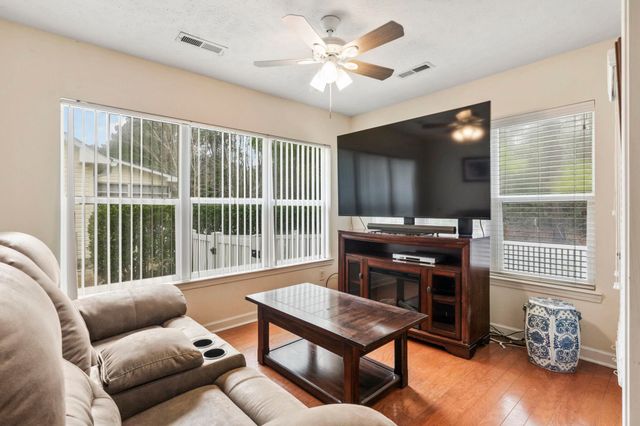 155 Retreat Pl., Little River, SC 29566