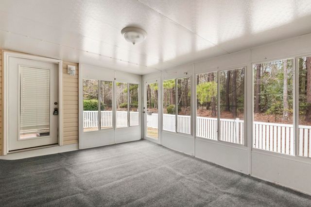 155 Retreat Pl., Little River, SC 29566