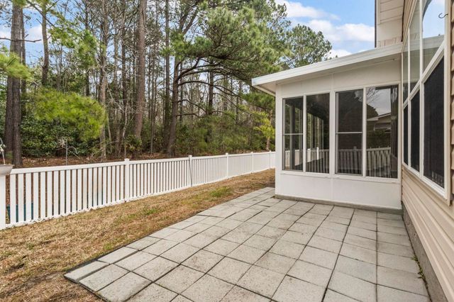 155 Retreat Pl., Little River, SC 29566