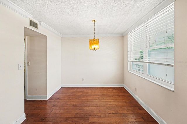 4715 BAY STREET NE 232, St Petersburg, FL 33703