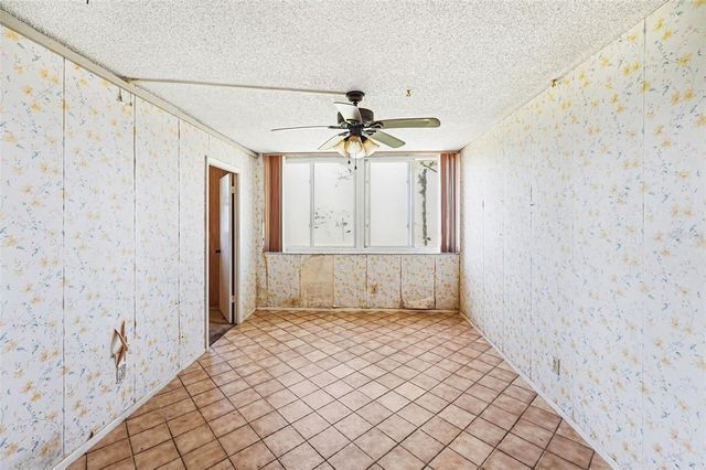 4715 BAY STREET NE 232, St Petersburg, FL 33703