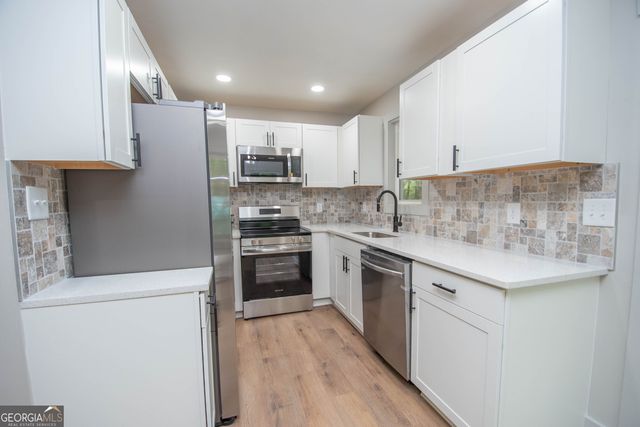 223 Donald Lamb Road, Moreland, GA 30259