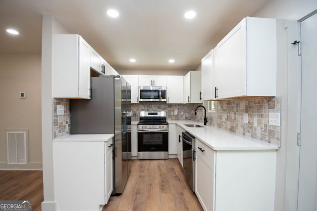 223 Donald Lamb Road, Moreland, GA 30259