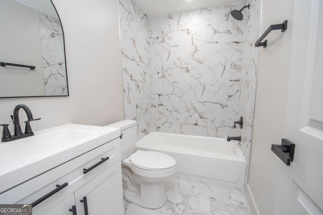 223 Donald Lamb Road, Moreland, GA 30259