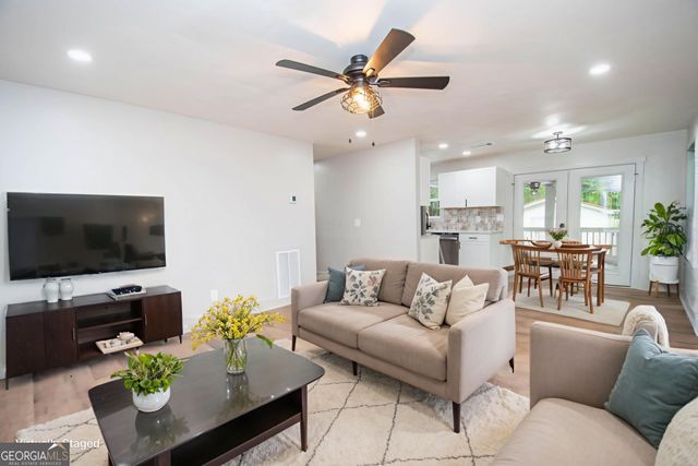 223 Donald Lamb Road, Moreland, GA 30259