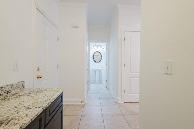 1021 Star Shoot Parkway, Lexington, KY 40511