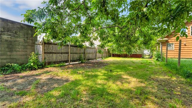 209 Curtis Street, Rochester, NY 14606