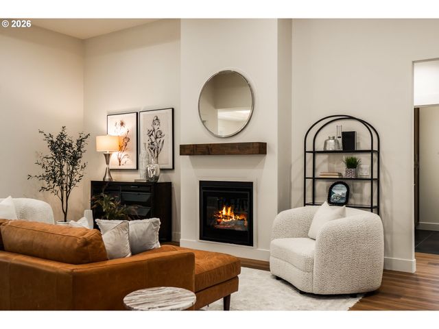 315 Ne Clay St, Sublimity, OR 97385