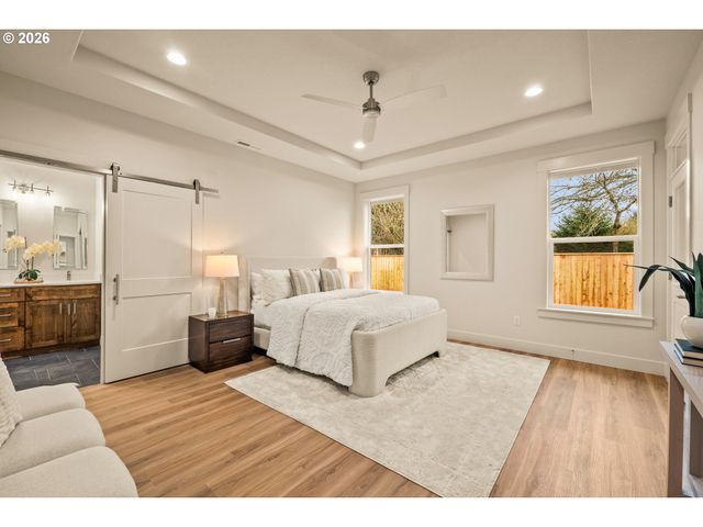 315 Ne Clay St, Sublimity, OR 97385