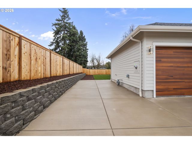 315 Ne Clay St, Sublimity, OR 97385
