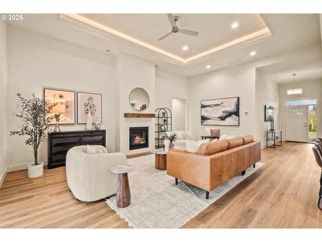 315 Ne Clay St, Sublimity, OR 97385