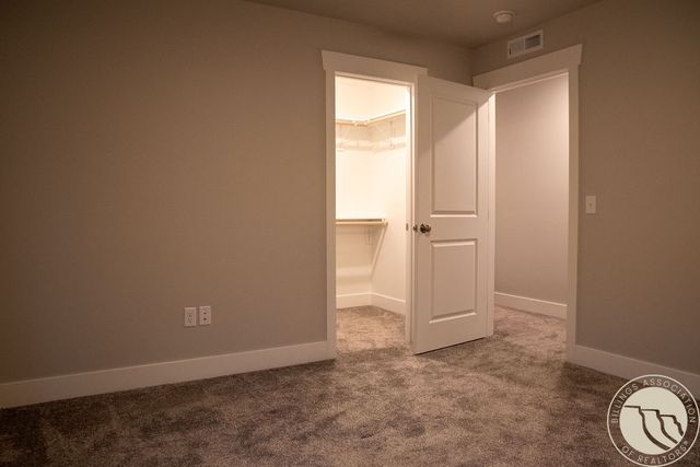 1814 Saint George BOULEVARD, Billings, MT 59101