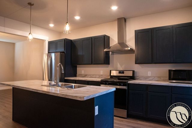 1814 Saint George BOULEVARD, Billings, MT 59101