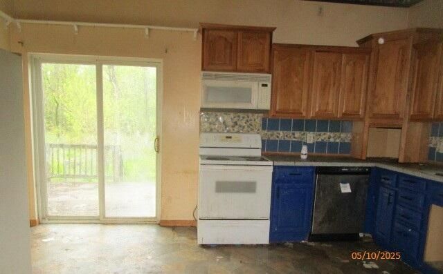 408 W Burr Oak Street, Centreville, MI 49032